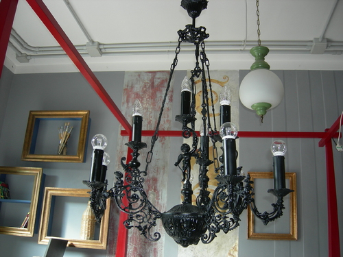 Restauratore Macerata - Ferretti Restauro - Lampadario in ottone a 10 luci